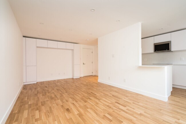 Photo - 55 Eccleston Dr Unit 210