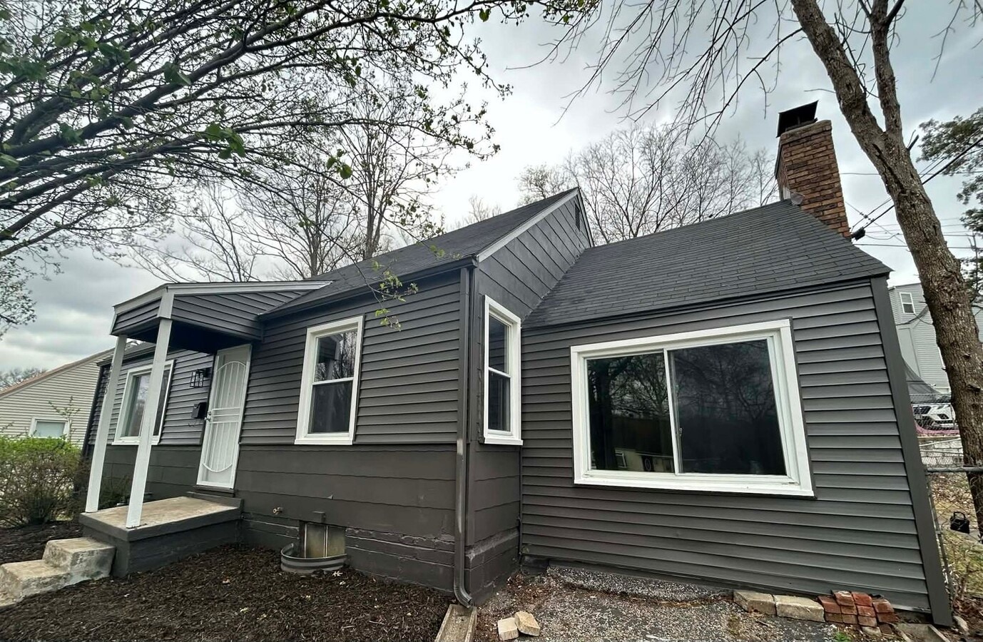 Photo - 5095 Glenside Dr