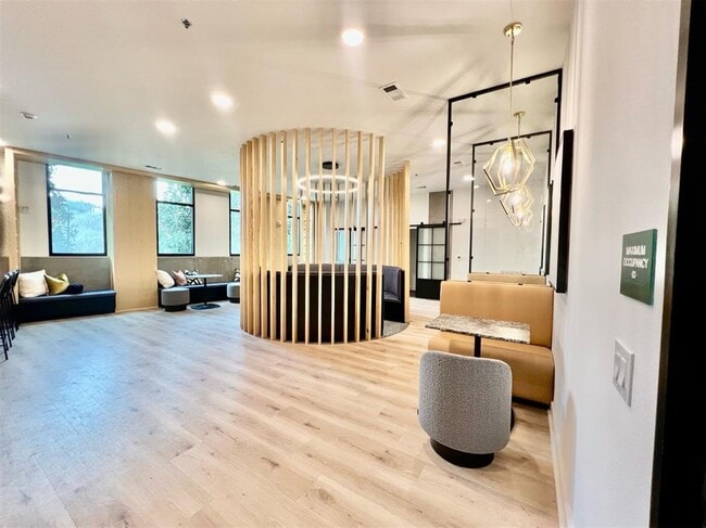 Photo - 2500 Longview St Unit 417