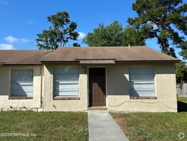 Building Photo - 2678 Sunrise Village Dr Rental