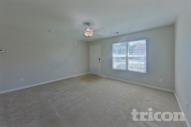 Photo - 576 Gentle Breeze Ln