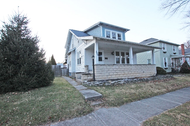 Photo - 228 Hedges St House