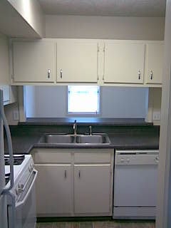 Photo - 789 Barnes Mill Trce