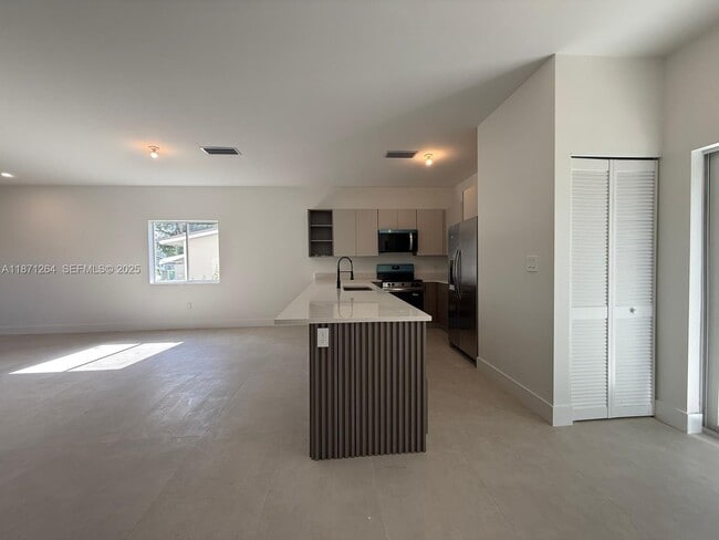 Photo - 2788 NW 9th Pl