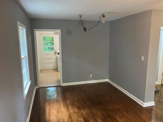 Photo - 2086 Evergreen Ln NW