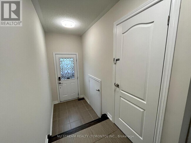 Photo - 41 Begonia St