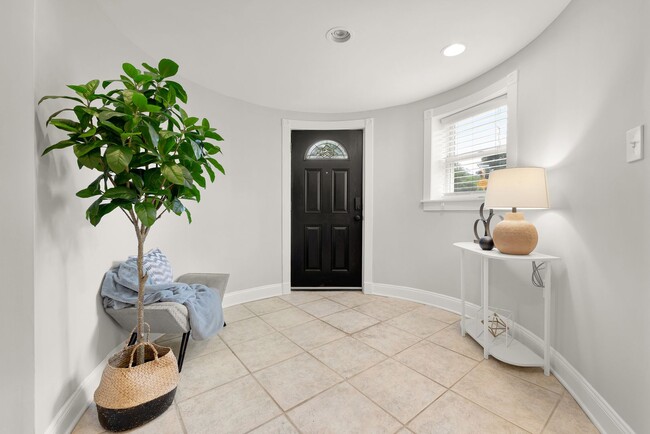 Photo - 1,900+ SQ FT in Bloomingdale NW DC