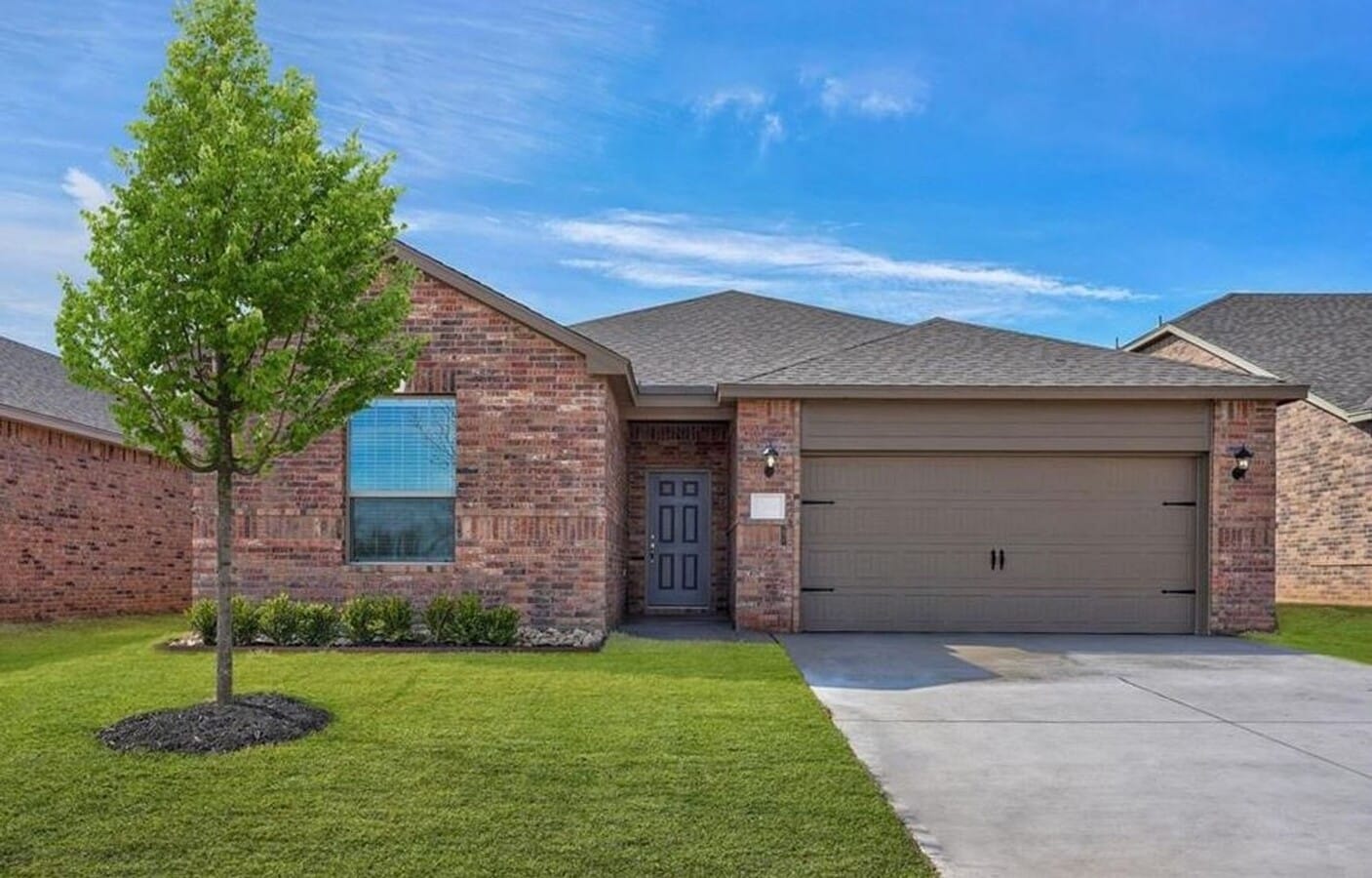 Photo - 2021 Scarlet Cir