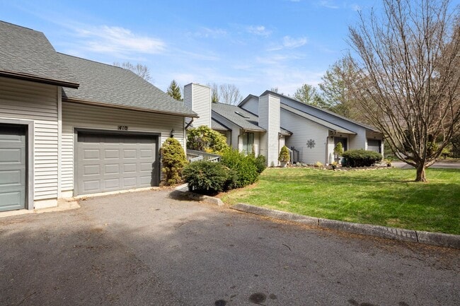 Photo - South Asheville Townhome