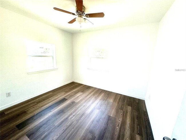 Photo - 1539 Roselawn St SW