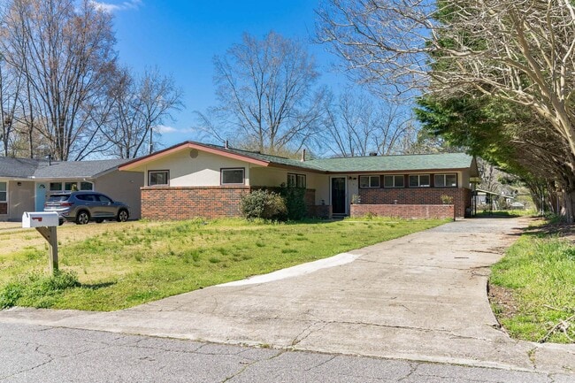 Building Photo - 3/ 1 Home for Rent!