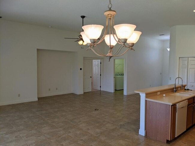 Photo - 1882 W Angelica Loop