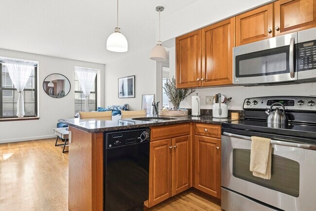 Photo - 7 Henchman St Unit 505