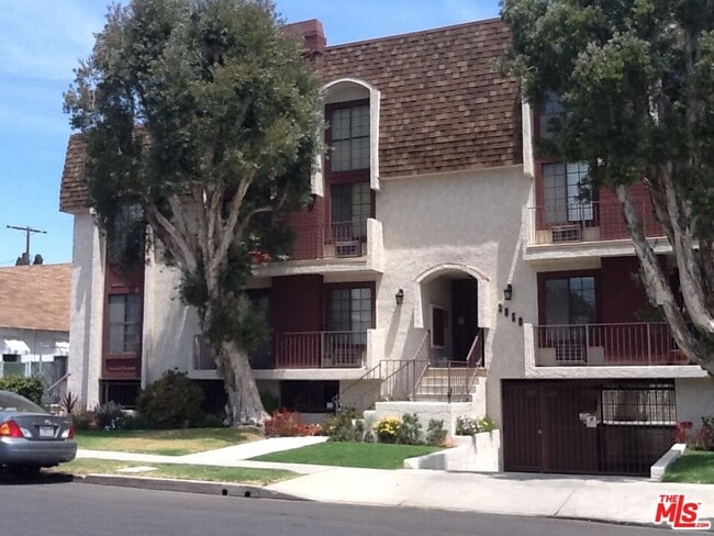 Photo - 3650 Greenfield Ave Unidad 10