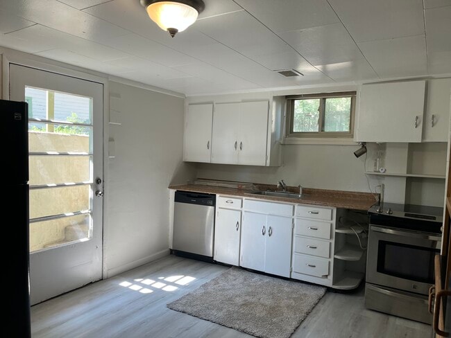 Photo - 932 Cheyenne Blvd