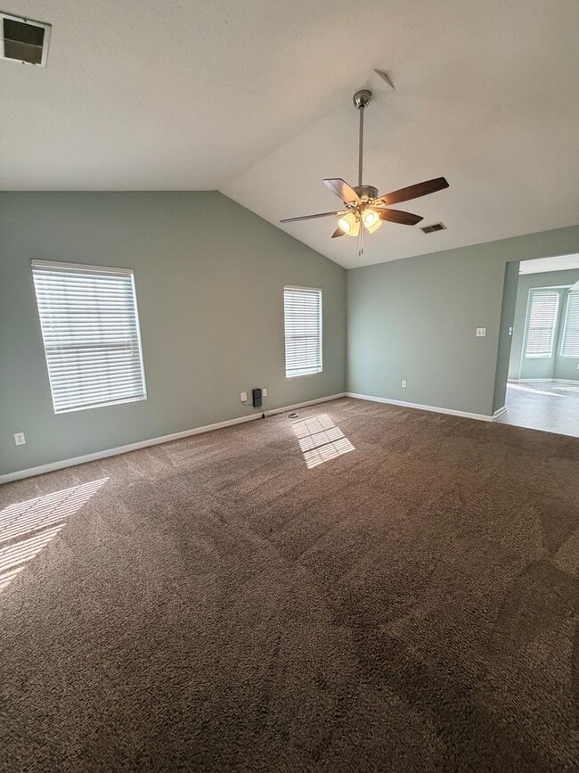 Photo - Sproles Ave