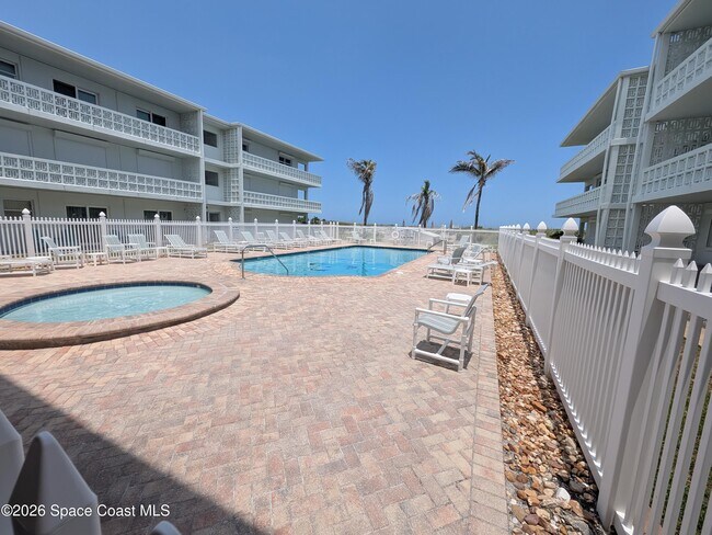 4800 Ocean Beach Blvd Unidad 224