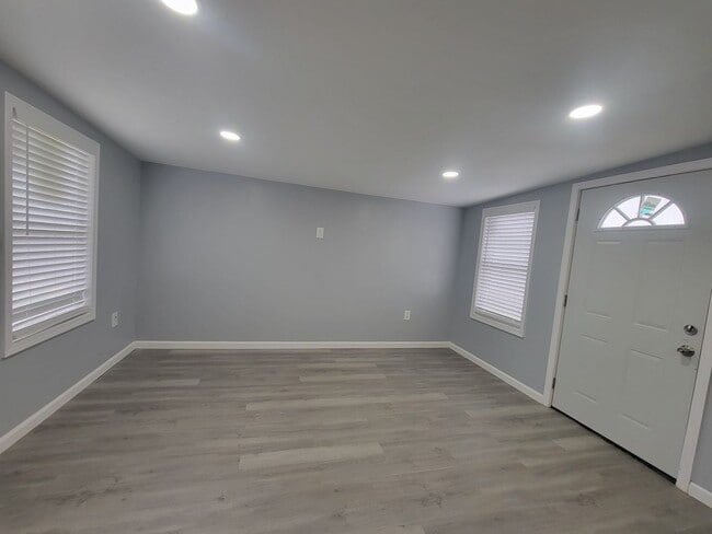 Photo - 2BR/1BA Fully Remodeled