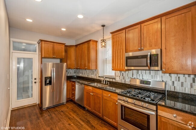 Building Photo - 6320 N Paulina St Unit 1 Rental
