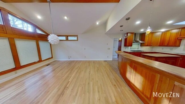 Photo - 2323 Ridgefield Dr