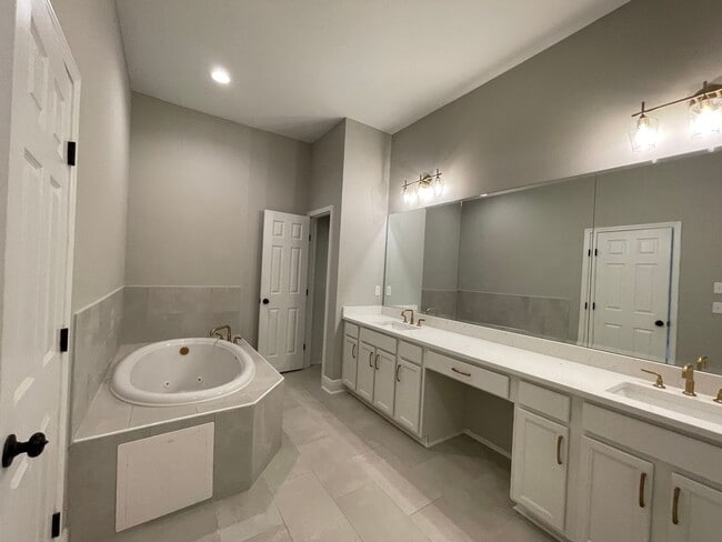 Photo - Modern 3BR + Office in Northwoods | Built 2022