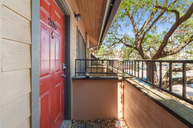 Photo - 2714 Nueces St Unit 206