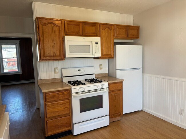 Photo - 292 Providence Rd Unit D