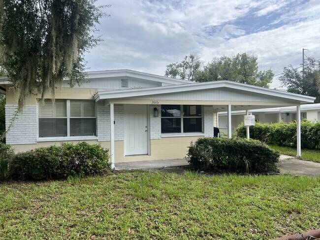 Building Photo - 3616 E Shadowlawn Ave