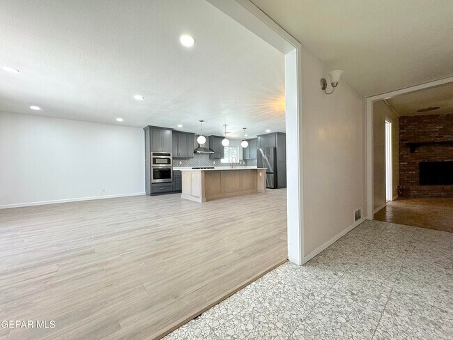 Photo - 5801 Beaumont Pl