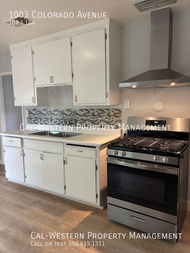 Photo - 1003 Colorado Ave