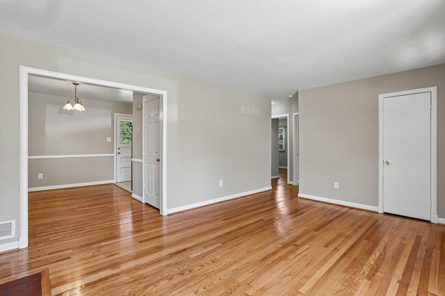 Photo - 11105 Stillwater Ave