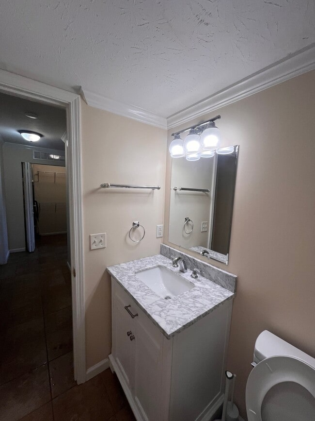 Photo - 7311 Hatchery Rd