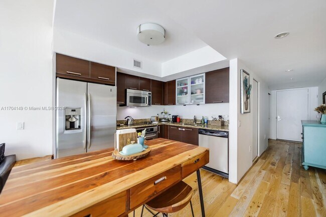 Photo - 41 SE 5th St Condo Unit 1410