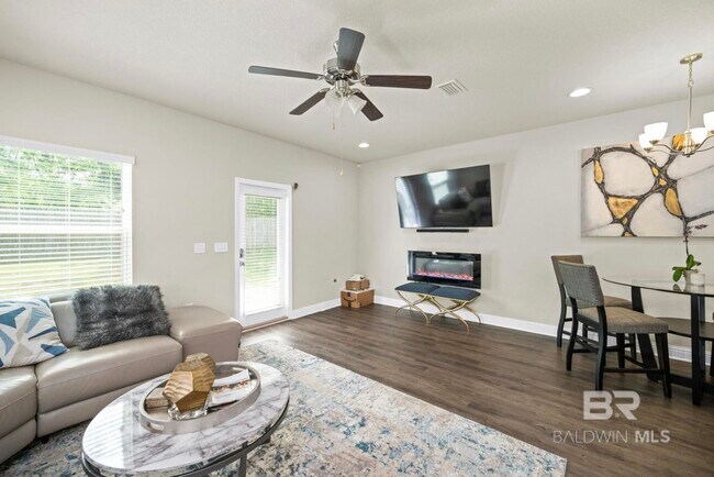 Photo - 25806 Pollard Rd