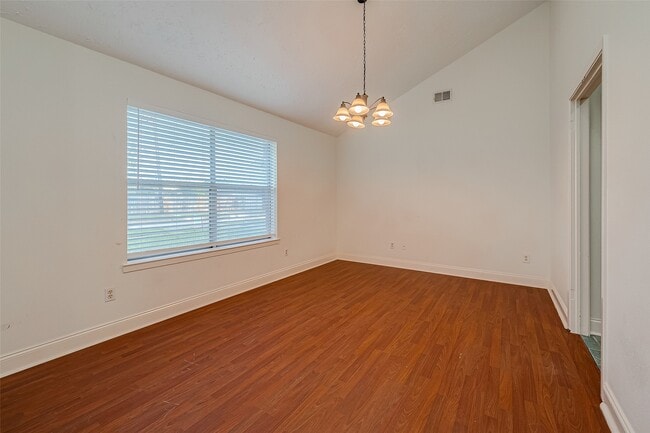 Photo - 3906 Quiet Pl Dr