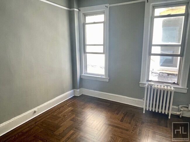 Photo - Stunning 3 Bed Apartment in West Brighton ... Unit 2R