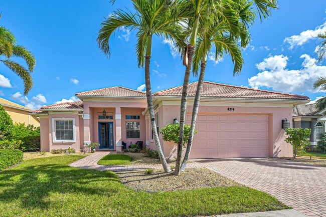 Building Photo - 3br/2ba Pool Home in Venetia