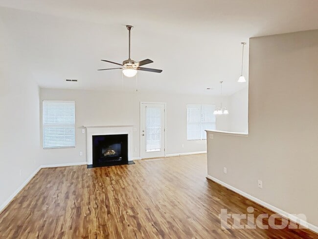 Photo - 285 Stone Meadow Ct