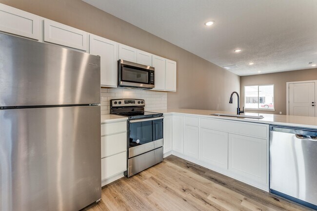 Photo - 4424 N Sandplum St