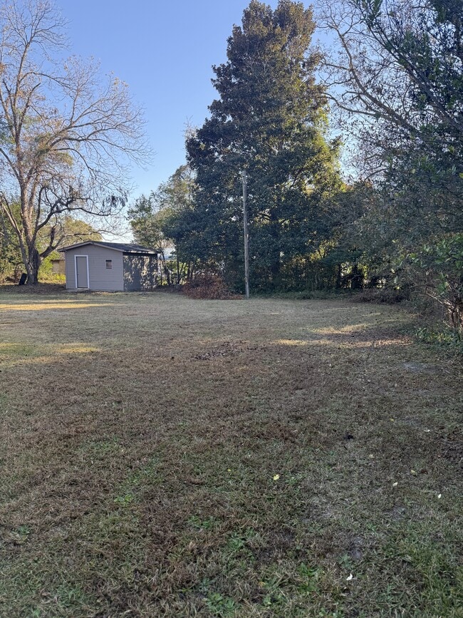 Photo - 405 Lamar St