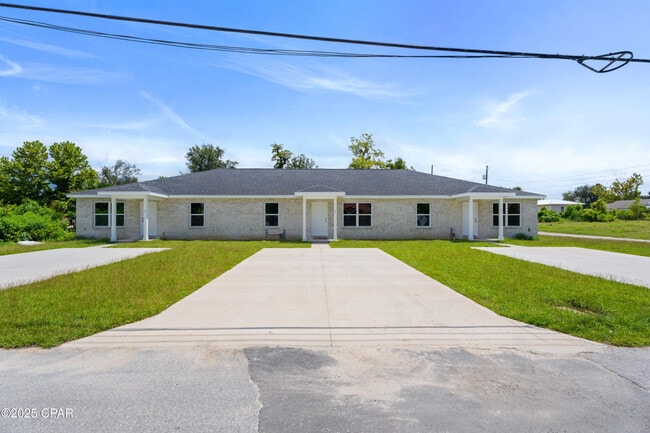 Building Photo - 404 N Church Ave Rental