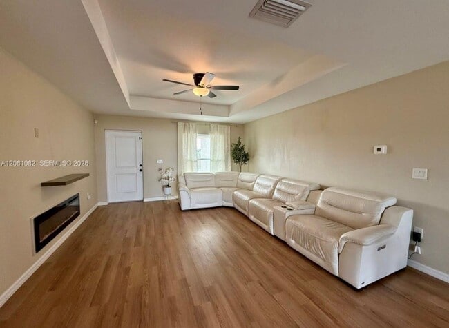 Photo - 7033 Waldo Cir