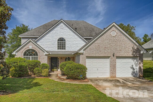 Photo - 552 Howell Dr