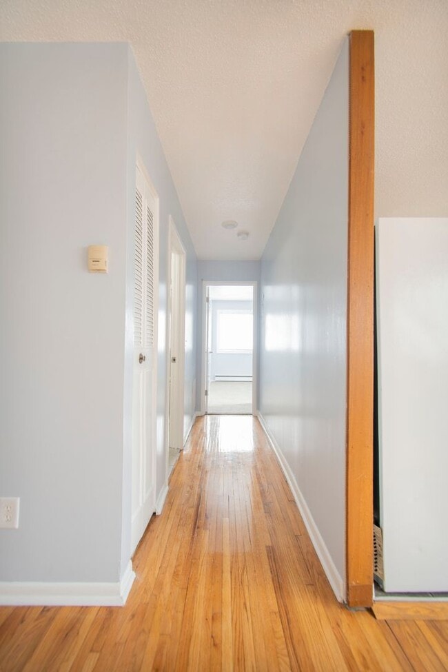 Photo - KAH Properties - 350 Building