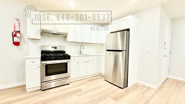 Photo - 200 Lafayette St Unidad 1