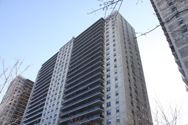 Photo - Concourse Village