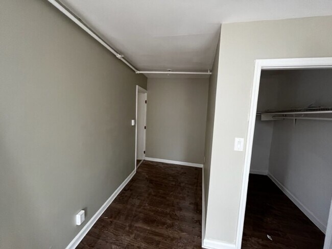 Photo - 144 Academy St Unidad #3