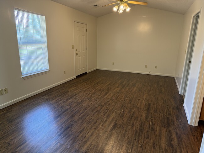 Photo - 27 Christian St Unit Triplex