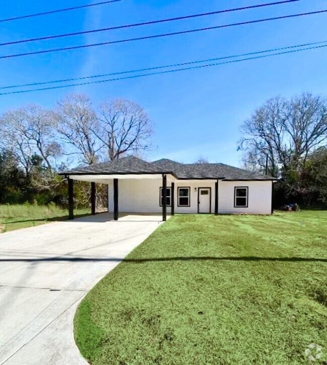 Building Photo - 164 Lake Rd Rental