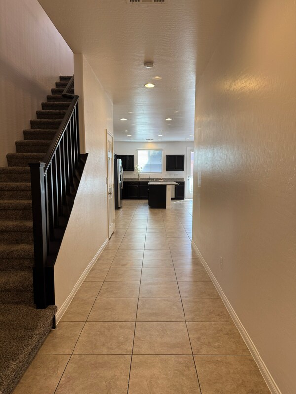 Photo - 123 Volans Ave